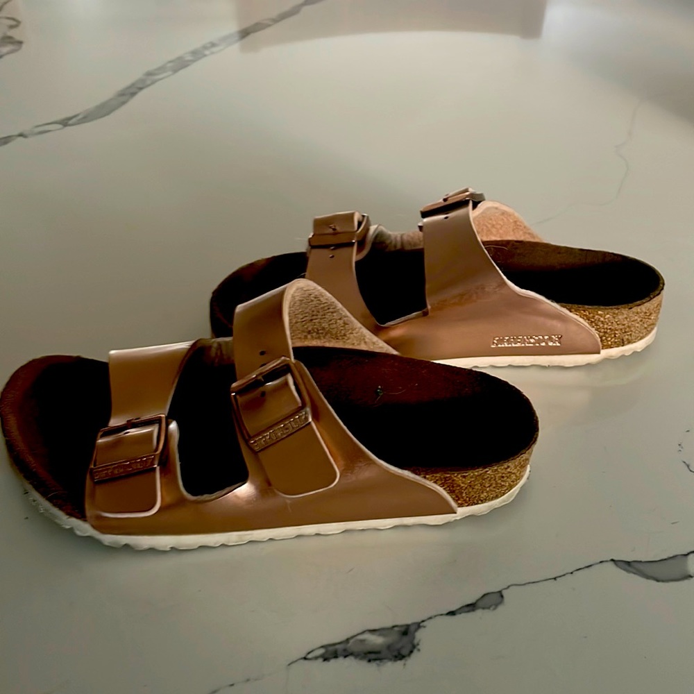 Birkenstock girl sandals